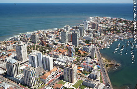  - Punta del Este y balnearios cercanos - URUGUAY. Foto No. 21137