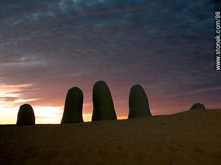 Fingers monument in Playa Brava. - Punta del Este and its near resorts - URUGUAY. Photo #98