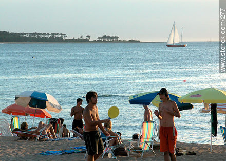  - Punta del Este and its near resorts - URUGUAY. Photo #277