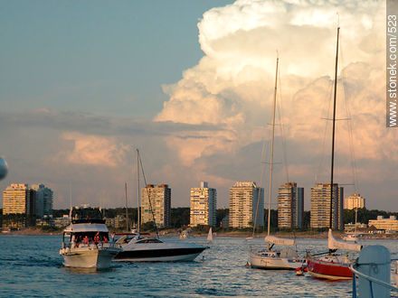  - Punta del Este y balnearios cercanos - URUGUAY. Foto No. 523