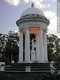 Venus fountain - Department of Maldonado - URUGUAY. Photo #2384