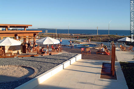 Piscina de verano - Punta del Este y balnearios cercanos - URUGUAY. Foto No. 26354